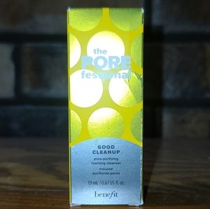 Benefit Pore Fessional